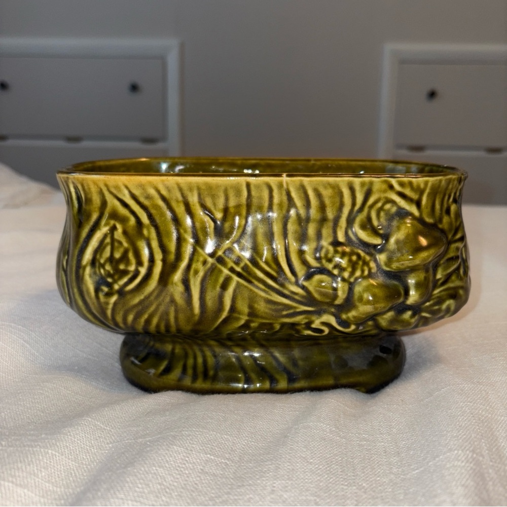 Vintage McCoy Mushroom Pedestal Planter Green